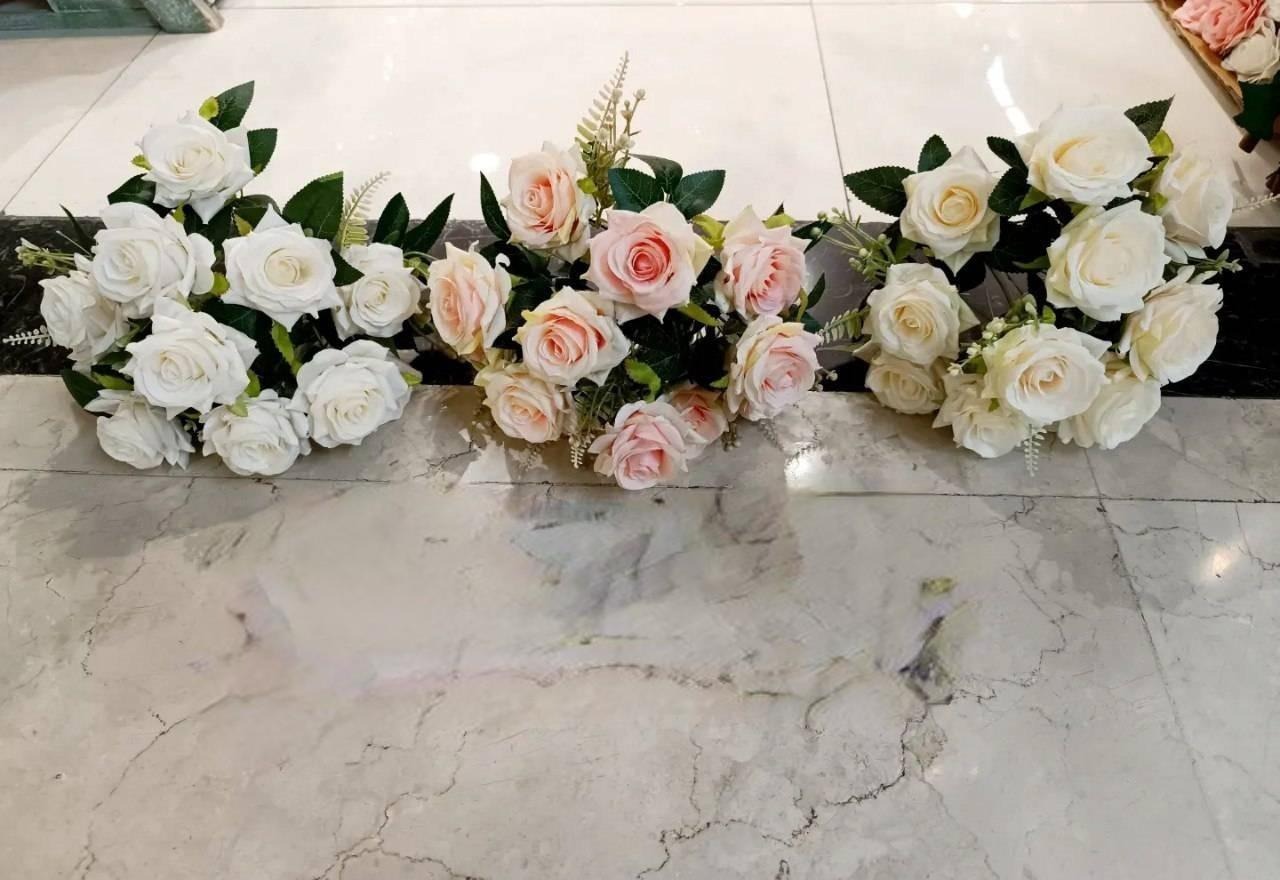 گل مصنوعی رز وارداتی دسته 12 گل